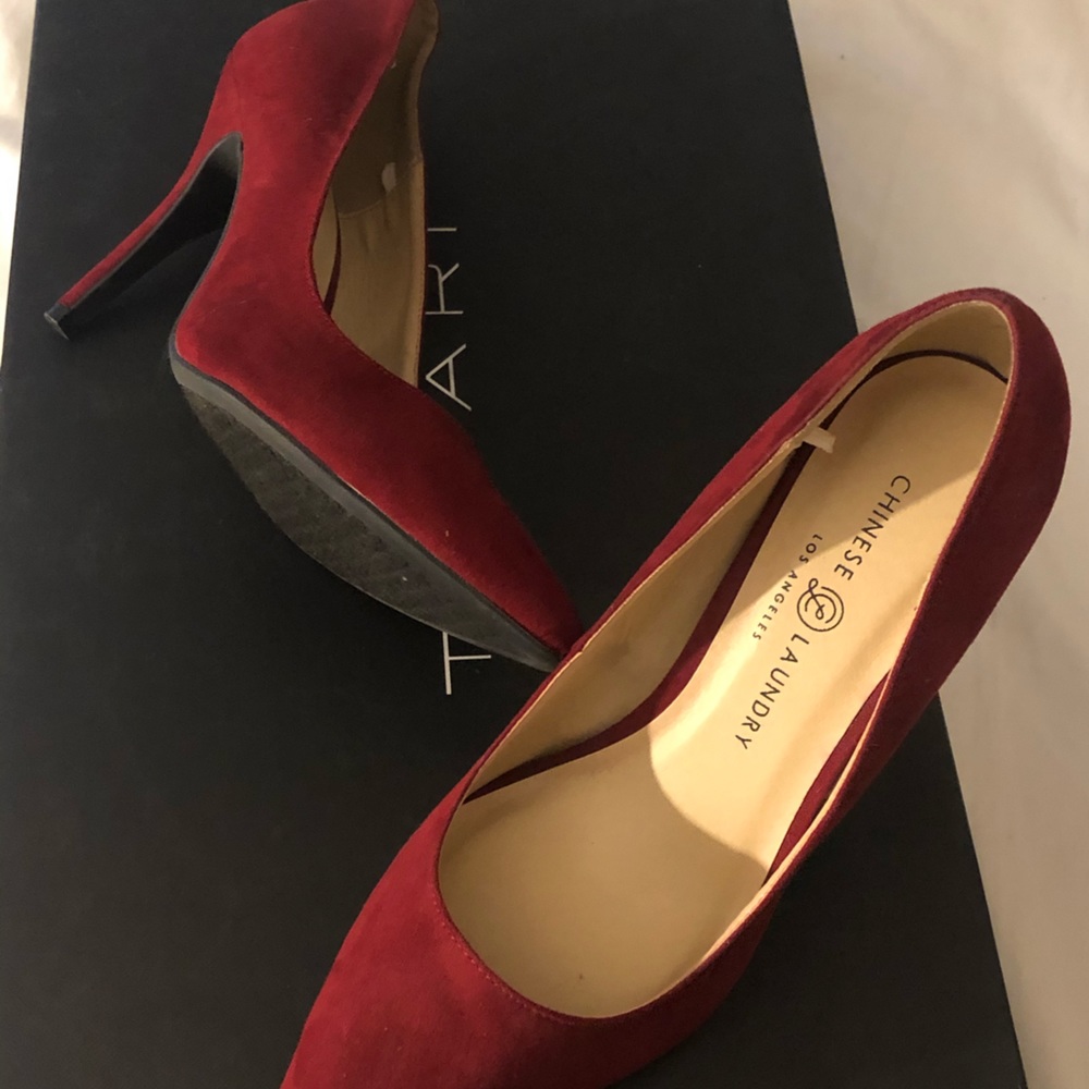 Burgundy pump